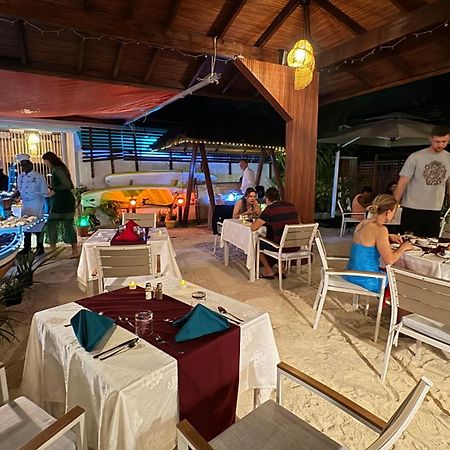 Alimas Holiday Retreat Maldives Đảo Đảo Felidhoo Ngoại thất bức ảnh